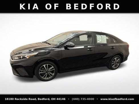 Certified 2024 Kia Forte LXS w/ LXS Technology Package FWD image 8