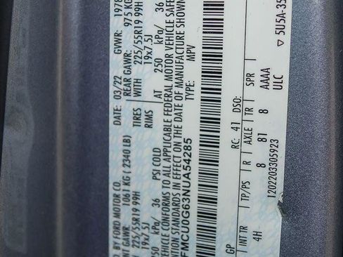 Used 2022 Ford Escape SE w/ SE Sport Appearance Package FWD image 28