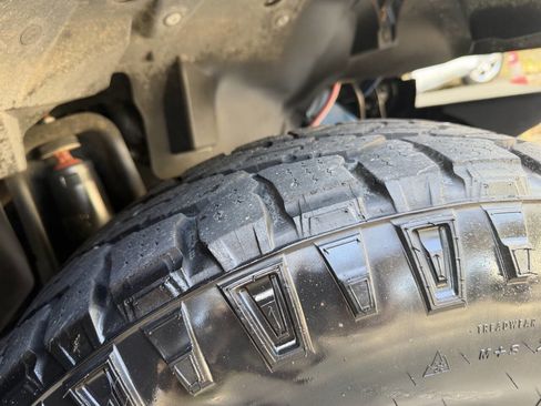 Used 2010 Jeep Wrangler Rubicon w/ PWR Convenience Group AWD/4WD image 16