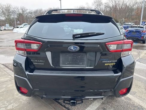 Used 2021 Subaru Crosstrek 2.5i Sport w/ Moonroof Package image 3