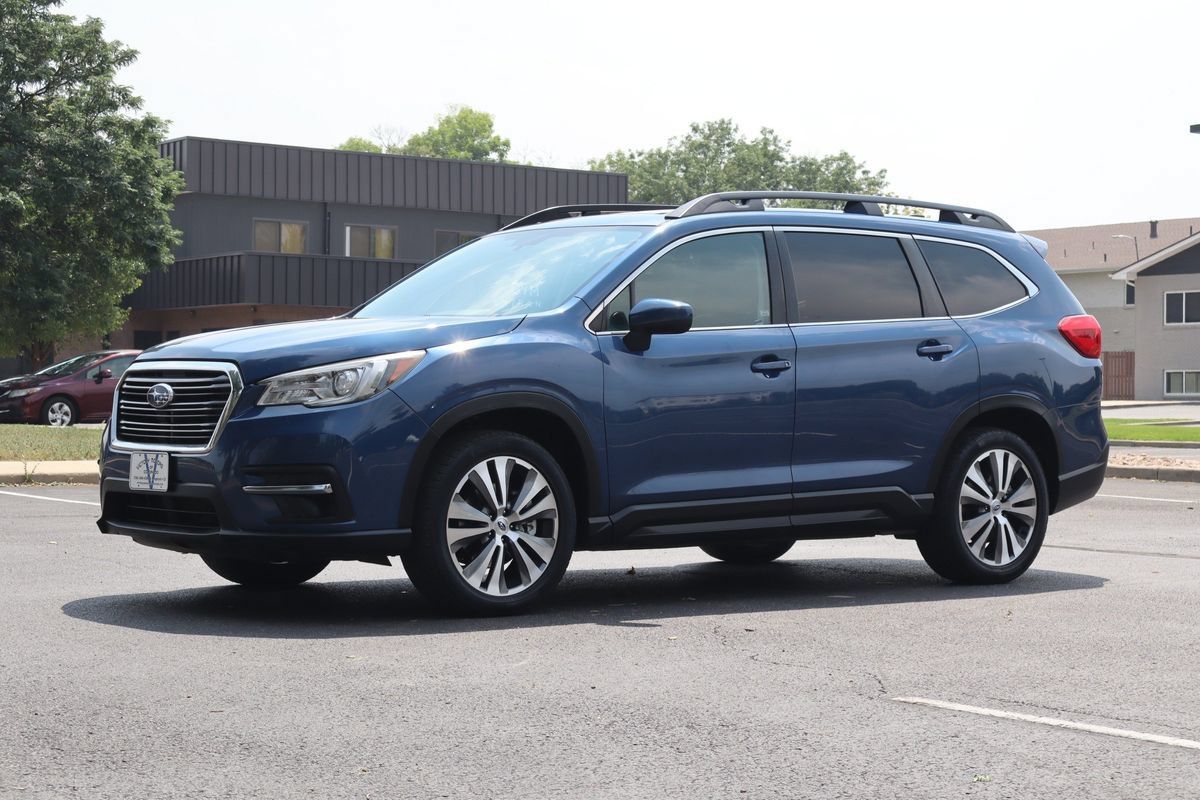 Used 2021 Subaru Ascent Premium w/ Sport Package AWD/4WD image 11