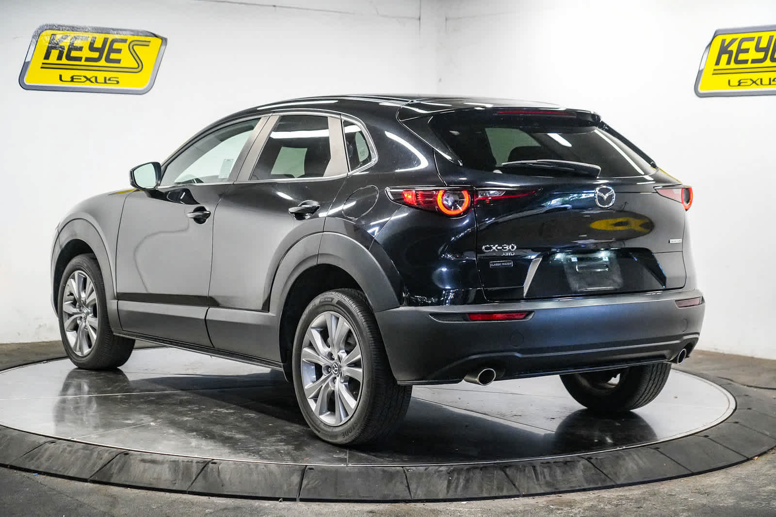 Used 2022 MAZDA CX-30 AWD 2.5 S w/ Select Package image 4