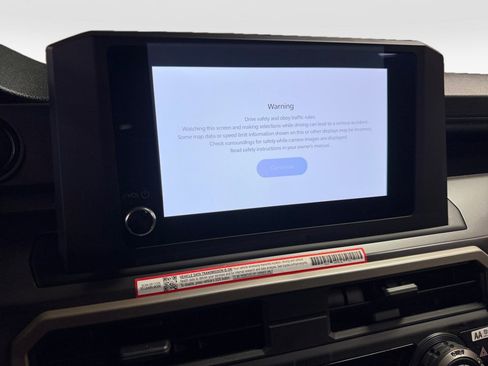 Used 2025 Toyota Tacoma SR5 image 21