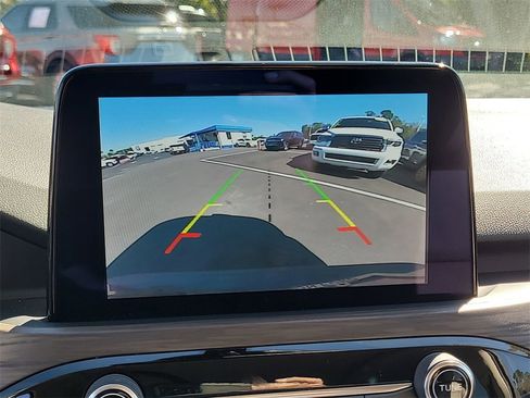 Used 2020 Ford Escape Titanium image 23