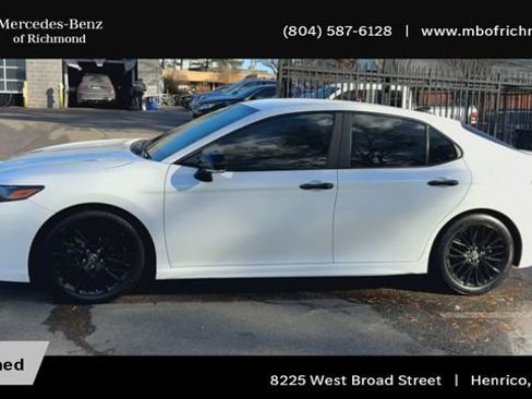 Used 2022 Toyota Camry SE w/ Convenience Package image 7