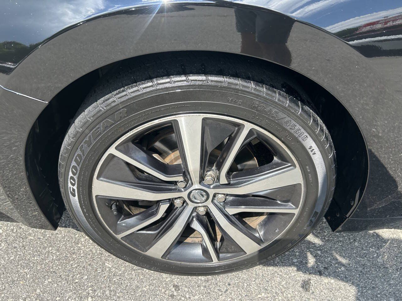 Used 2019 Nissan Maxima 3.5 SV w/ Floor Mat Group FWD image 12