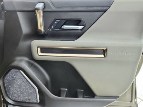 Used 2025 GMC Hummer EV 2X w/ LPO, Cargo Utility Package image 23