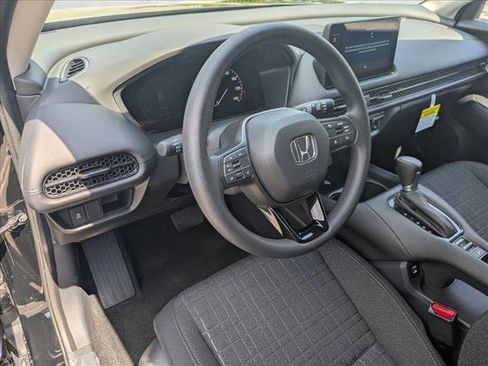 New 2027 Honda HR-V LX image 3