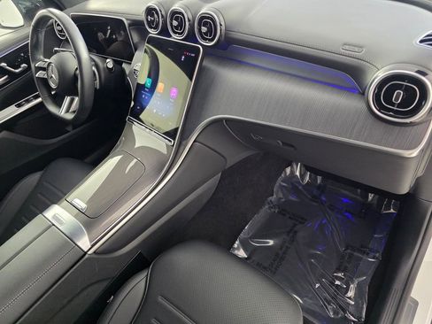 Certified 2025 Mercedes-Benz GLC 300 GLC 300 image 28