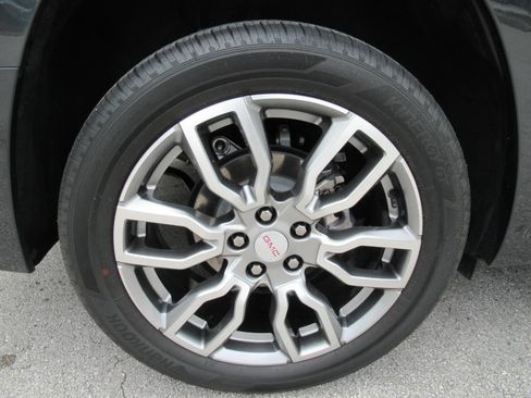 Used 2022 GMC Terrain Denali AWD/4WD image 7