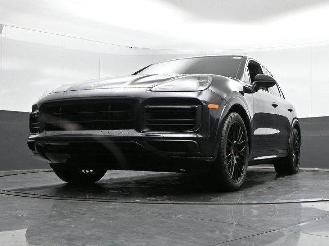 Used 2021 Porsche Cayenne GTS AWD/4WD image 38