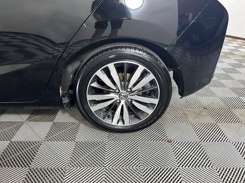 Used 2016 Honda Fit EX image 20