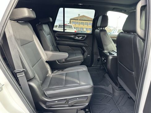 Used 2021 Chevrolet Tahoe LT w/ LT Signature Package image 22