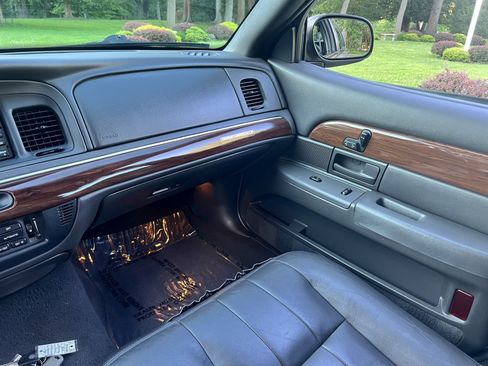 Used 2003 Mercury Grand Marquis LS RWD image 15