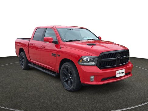 Used 2018 RAM 1500 Sport w/ Convenience Group AWD/4WD image 8
