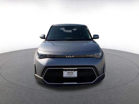 Used 2025 Kia Soul LX w/ LX Technology Package FWD image 4