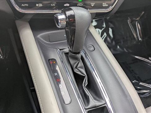 Certified 2018 Honda HR-V EX-L image 12
