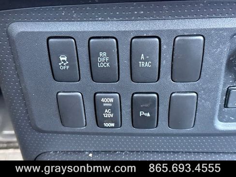 Used 2014 Toyota FJ Cruiser 4WD w/ Upgrade Package image 22