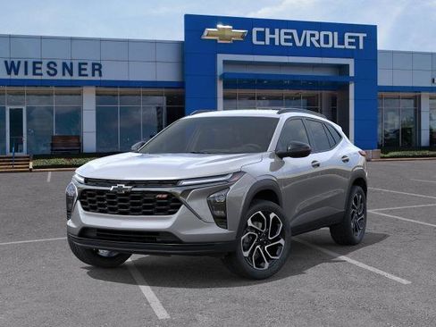 Used 2026 Chevrolet Trax RS w/ Driver Confidence Package FWD image 6