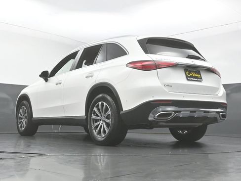 Used 2025 Mercedes-Benz GLC 300 4MATIC image 44