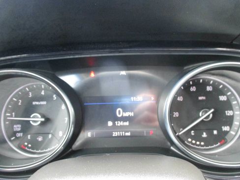 Used 2022 Buick Encore GX Preferred w/ Cold Weather Comfort Package FWD image 4