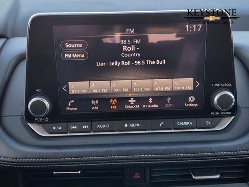 Used 2024 Nissan Rogue SV image 17