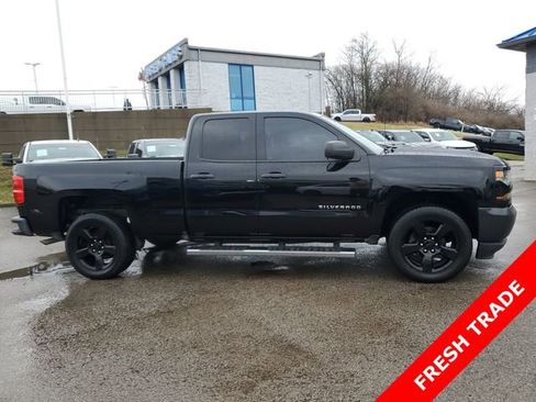 Used 2018 Chevrolet Silverado 1500 W/T w/ Black Out Edition image 3