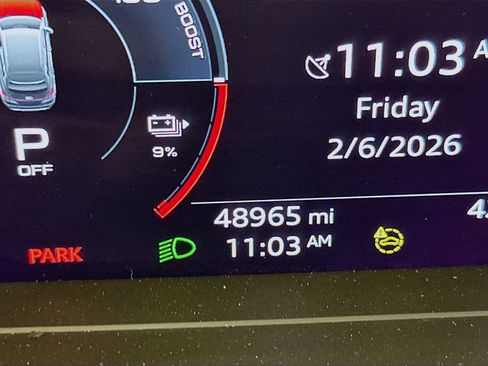 Used 2023 Audi Q4 e-tron Premium Plus w/ Premium Plus image 19