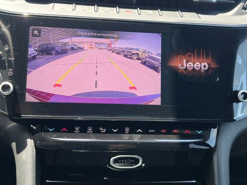 New 2026 Jeep Grand Cherokee L 4WD image 27