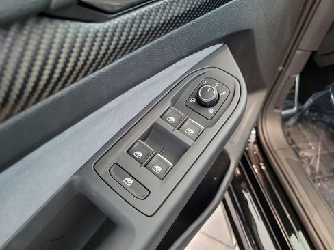 New 2025 Volkswagen Golf R Black Edition AWD/4WD image 26