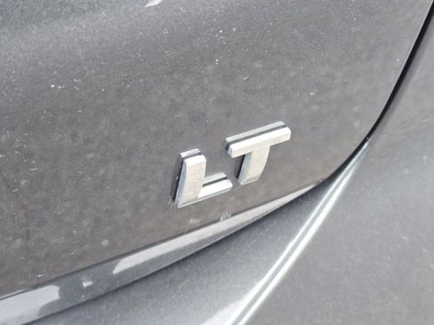 Used 2020 Chevrolet Equinox LT image 29