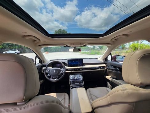 Used 2022 Lincoln Nautilus Reserve w/ Equipment Group 201A AWD/4WD image 17