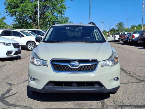 Used 2015 Subaru Crosstrek 2.0i Premium AWD/4WD image 2