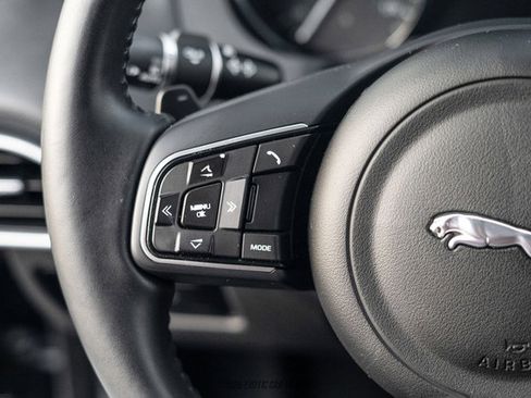 Used 2018 Jaguar XE Premium AWD/4WD image 58