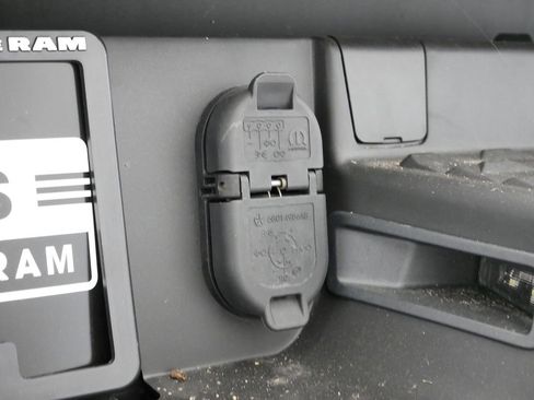 Certified 2022 RAM 1500 Big Horn image 54