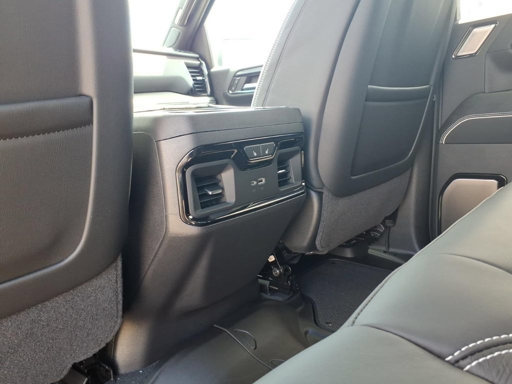 New 2026 GMC Sierra 1500 AT4X AWD/4WD image 17