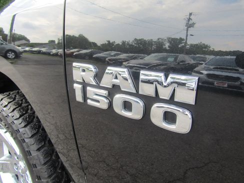 Used 2017 RAM 1500 Express AWD/4WD image 20