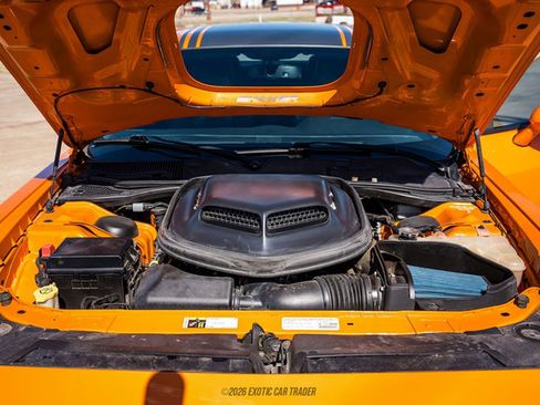 Used 2014 Dodge Challenger R/T RWD image 15