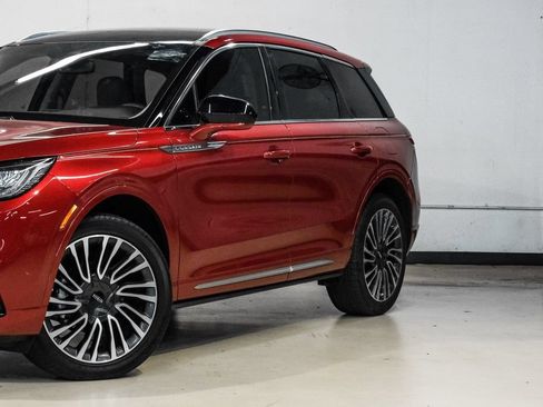 Used 2022 Lincoln Corsair AWD w/ Premium Package image 7