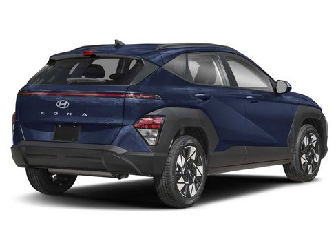 Used 2025 Hyundai Kona SEL image 2