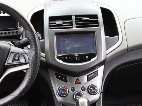 Used 2016 Chevrolet Sonic LT image 26