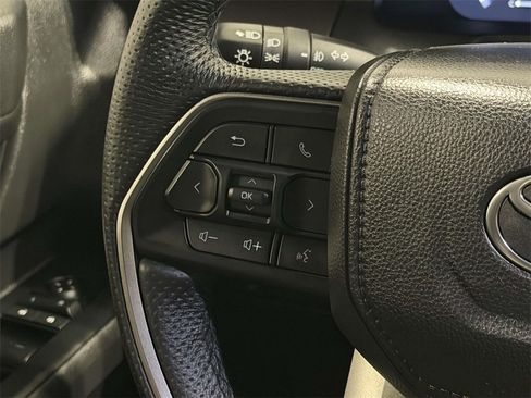 Used 2025 Toyota Tacoma TRD Sport image 22