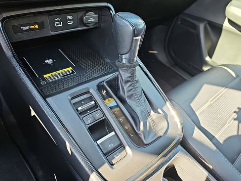 Used 2023 Honda CR-V EX-L image 15