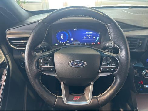 Used 2023 Ford Explorer ST w/ Technology Package AWD/4WD image 18