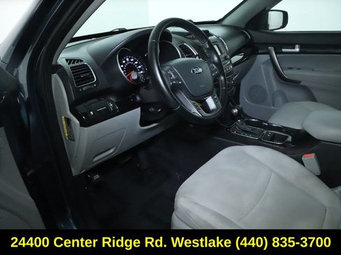 Used 2015 Kia Sorento LX FWD image 17