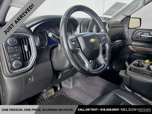 Used 2019 Chevrolet Silverado 1500 LT w/ Texas Edition image 9