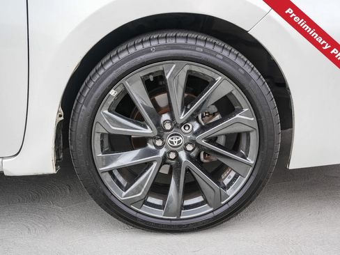 Used 2018 Toyota Corolla SE FWD image 12