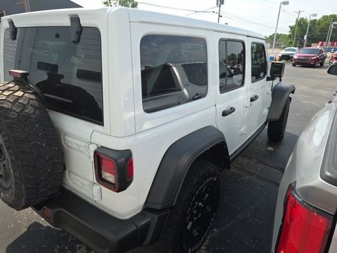 Used 2023 Jeep Wrangler Unlimited w/ 8.4" Radio Group AWD/4WD image 4
