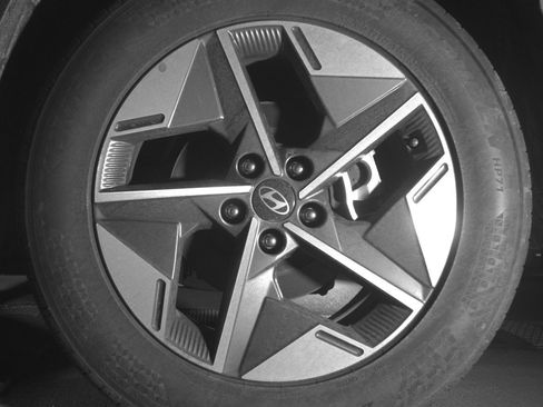 Used 2025 Hyundai Tucson SEL image 14