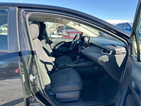 Used 2022 Toyota Corolla LE image 26